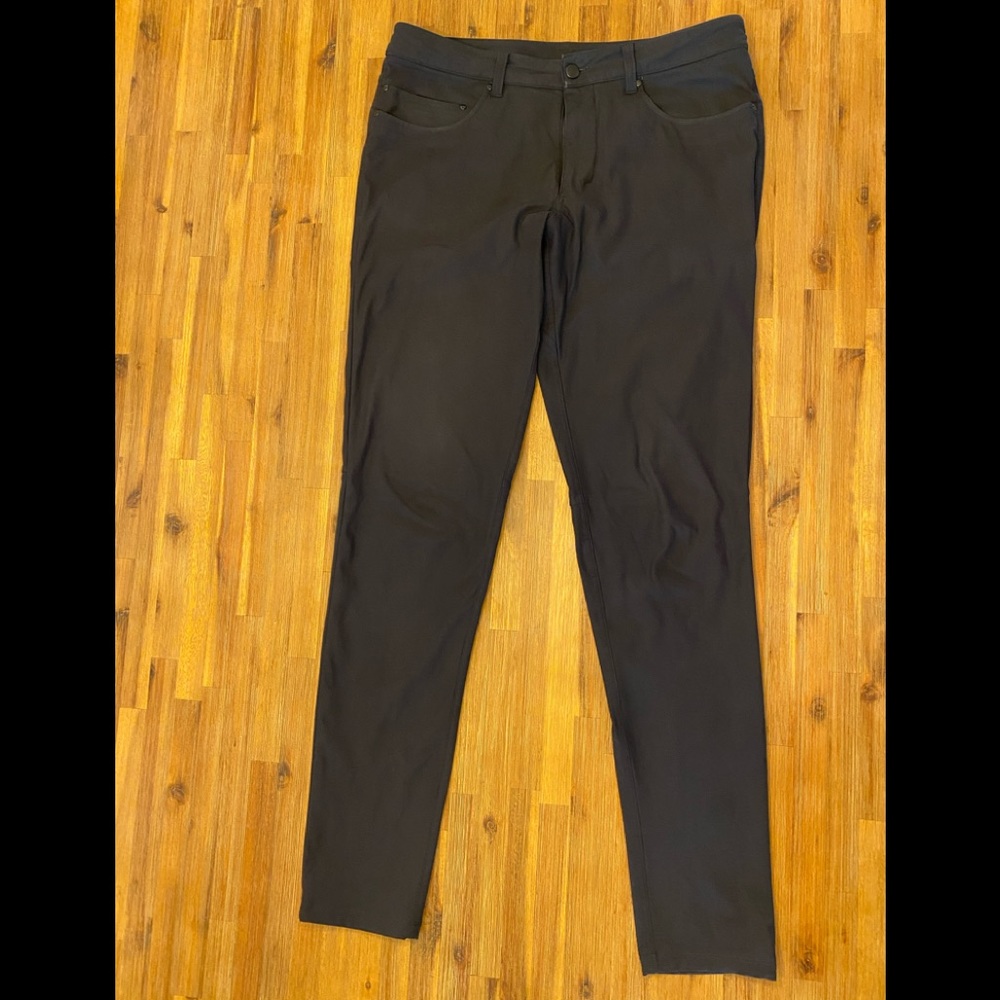 Lululemon ABC pants skinny 33L